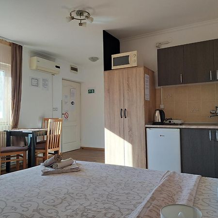 Guesthouse Kristina Палич Экстерьер фото